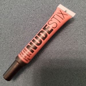 Nudestix Magnetic Plush Paints-lip, cheek & eye